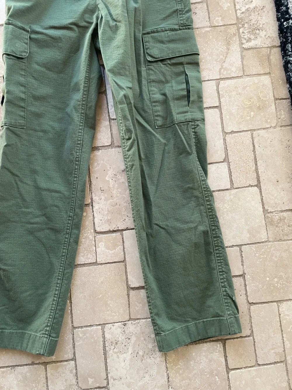 Vineyard Vines Boys Olive Green Cargo Pants - Drawstring Waist Pull On Small